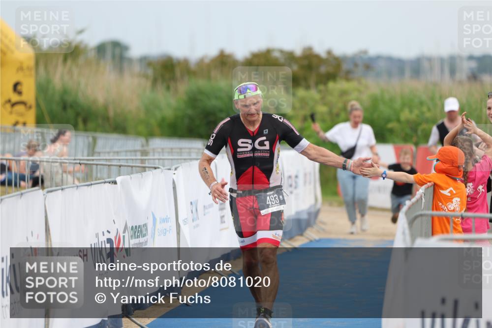 22.06.2025 - Viking Triathlon Yannick Fuchs http://msf.ph/oto/8081020 22.06.2025 17:09:39 Ziel 493 meine-sportfotos.de