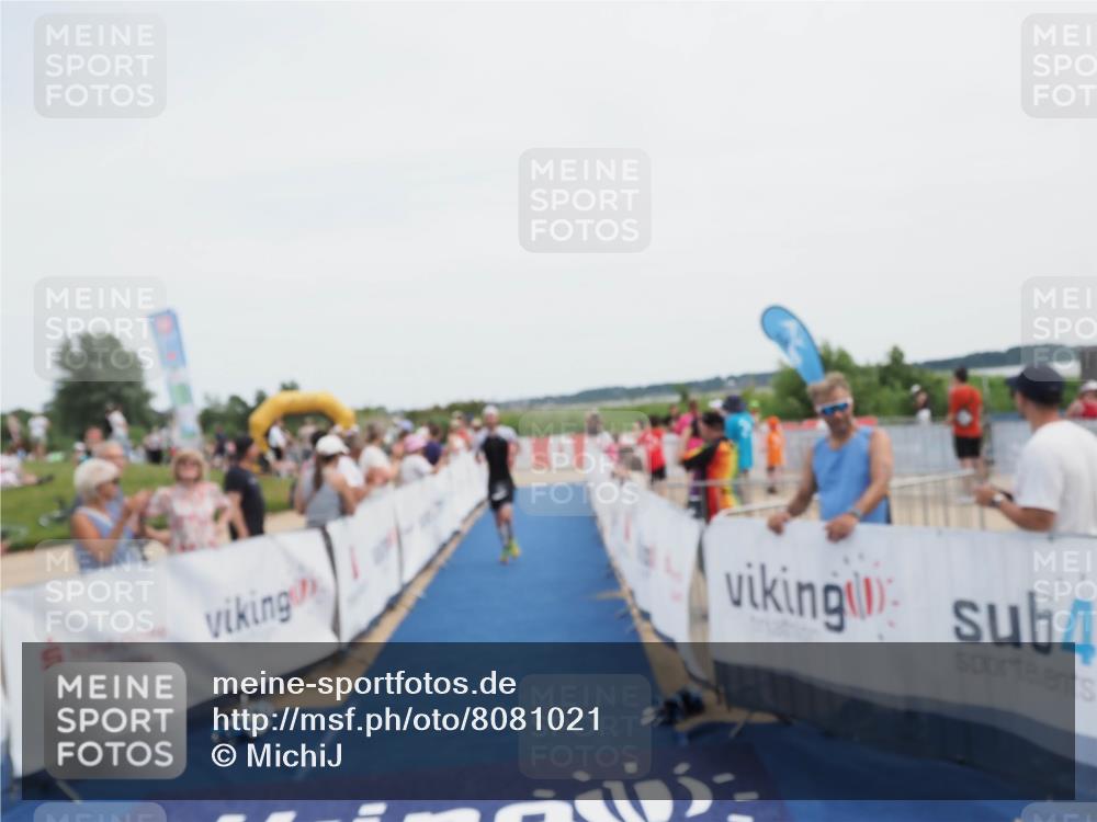 22.06.2025 - Viking Triathlon MichiJ http://msf.ph/oto/8081021 22.06.2025 14:24:57 Ziel 393 meine-sportfotos.de