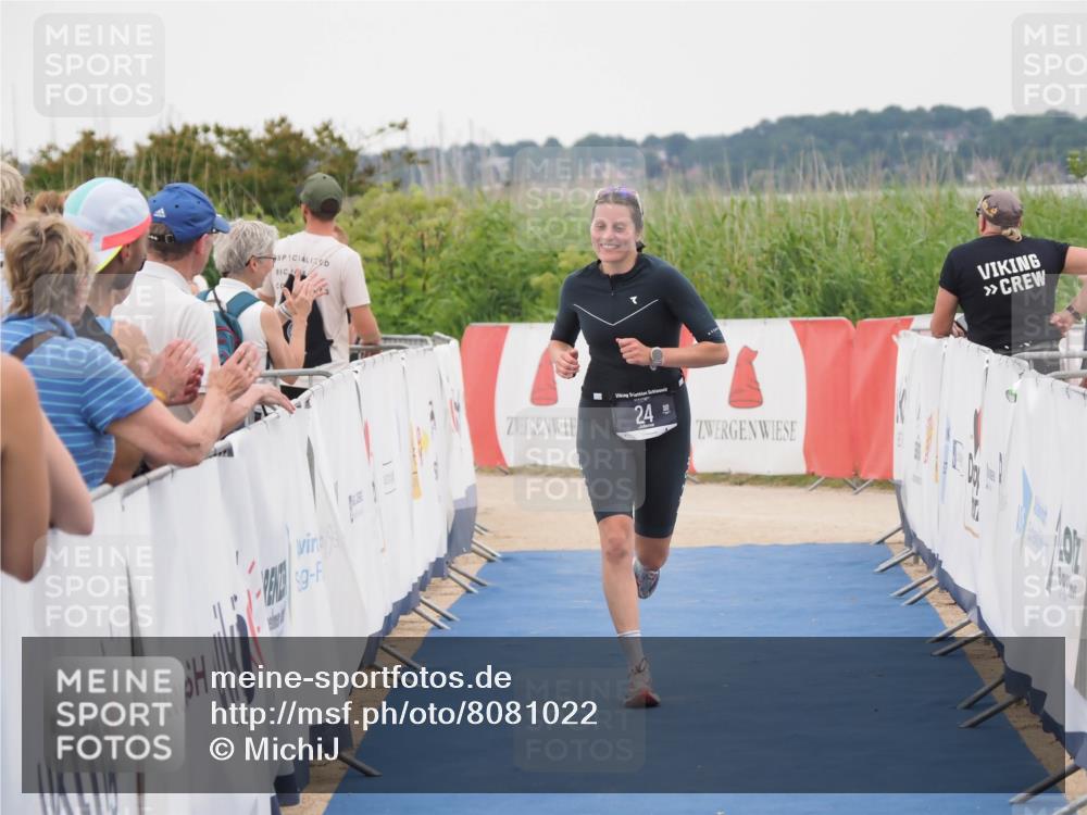 22.06.2025 - Viking Triathlon MichiJ http://msf.ph/oto/8081022 22.06.2025 15:58:27 Ziel 24 meine-sportfotos.de