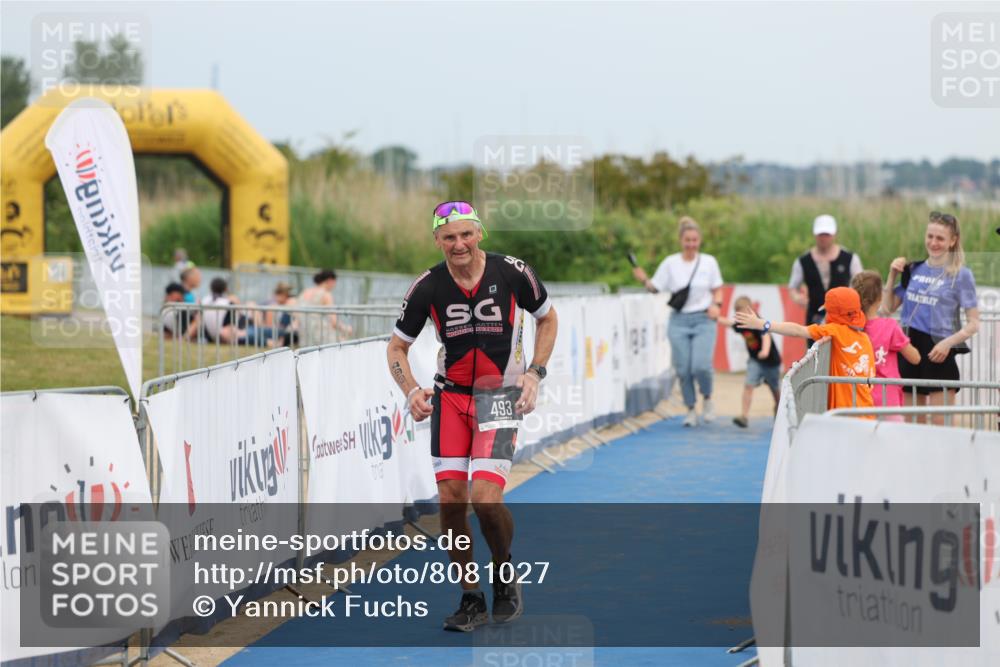 22.06.2025 - Viking Triathlon Yannick Fuchs http://msf.ph/oto/8081027 22.06.2025 17:09:41 Ziel 493 meine-sportfotos.de