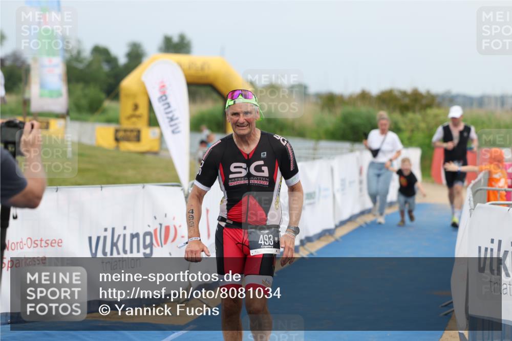 22.06.2025 - Viking Triathlon Yannick Fuchs http://msf.ph/oto/8081034 22.06.2025 17:09:43 Ziel 246, 493 meine-sportfotos.de
