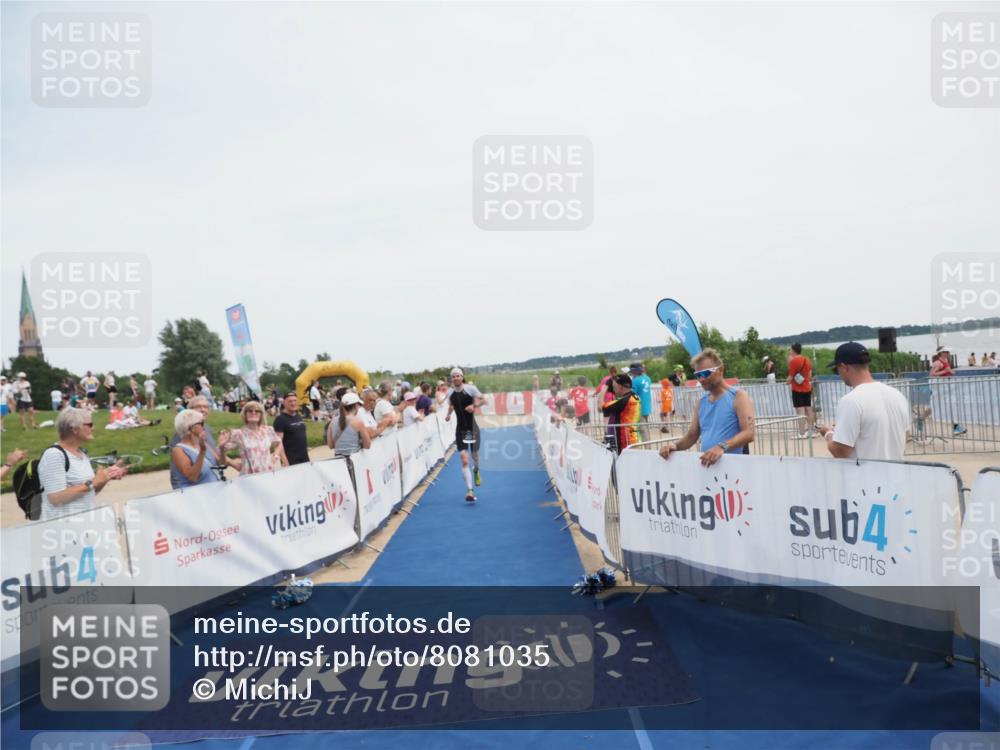22.06.2025 - Viking Triathlon MichiJ http://msf.ph/oto/8081035 22.06.2025 14:24:58 Ziel 393 meine-sportfotos.de