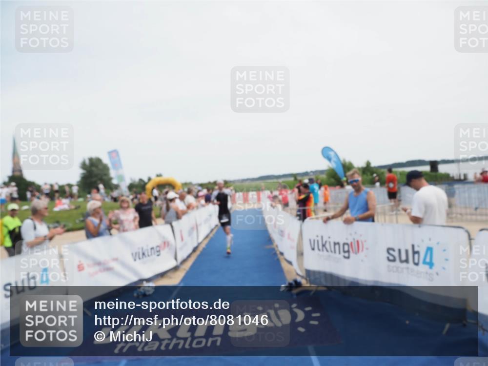 22.06.2025 - Viking Triathlon MichiJ http://msf.ph/oto/8081046 22.06.2025 14:24:58 Ziel 393 meine-sportfotos.de
