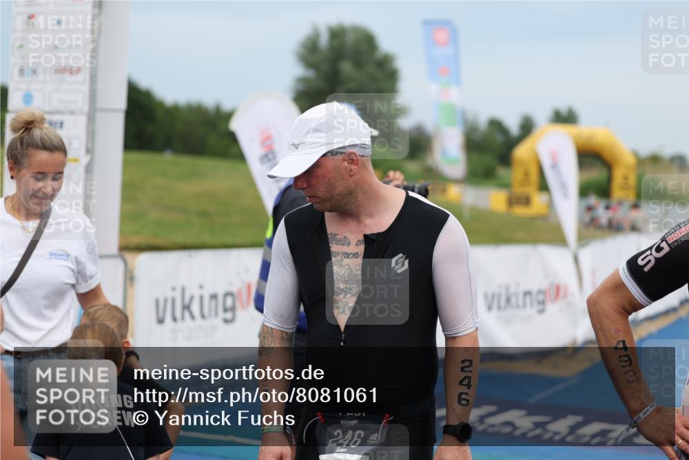 22.06.2025 - Viking Triathlon Yannick Fuchs http://msf.ph/oto/8081061 22.06.2025 17:09:55 Ziel  meine-sportfotos.de