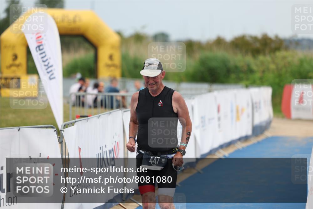 22.06.2025 - Viking Triathlon Yannick Fuchs http://msf.ph/oto/8081080 22.06.2025 17:18:04 Ziel 447 meine-sportfotos.de