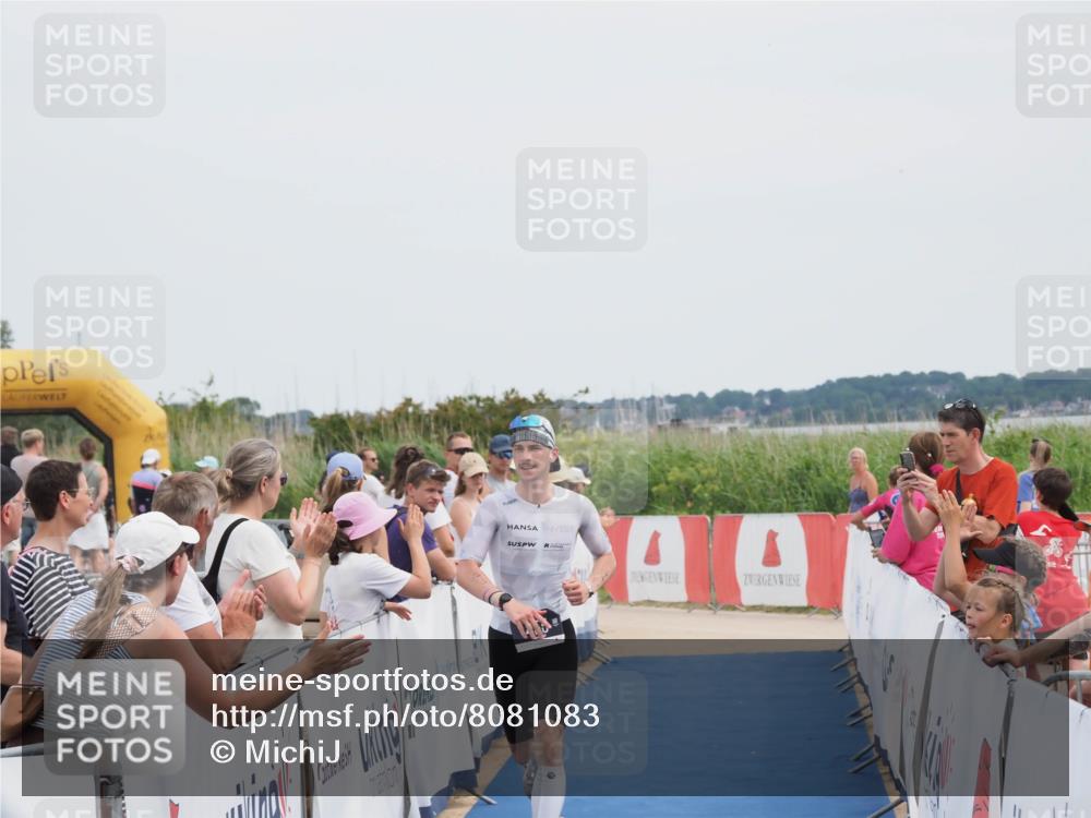 22.06.2025 - Viking Triathlon MichiJ http://msf.ph/oto/8081083 22.06.2025 14:25:48 Ziel 455 meine-sportfotos.de