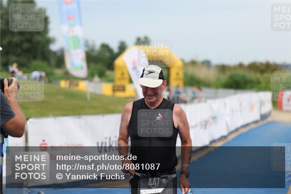 22.06.2025 - Viking Triathlon Yannick Fuchs http://msf.ph/oto/8081087 22.06.2025 17:18:06 Ziel 447 meine-sportfotos.de