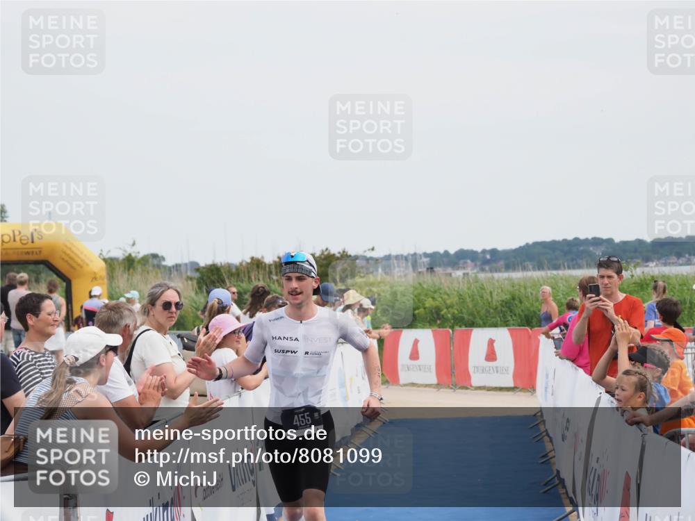 22.06.2025 - Viking Triathlon MichiJ http://msf.ph/oto/8081099 22.06.2025 14:25:48 Ziel 455 meine-sportfotos.de