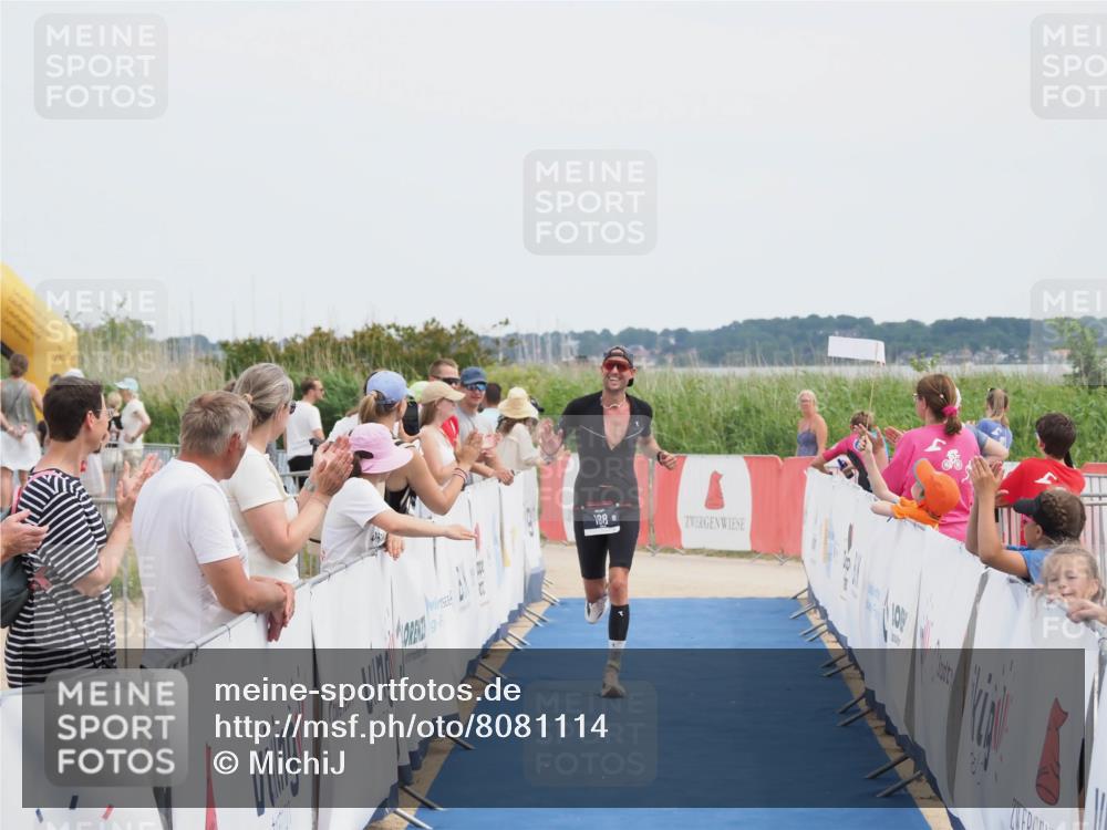 22.06.2025 - Viking Triathlon MichiJ http://msf.ph/oto/8081114 22.06.2025 14:26:01 Ziel 188 meine-sportfotos.de