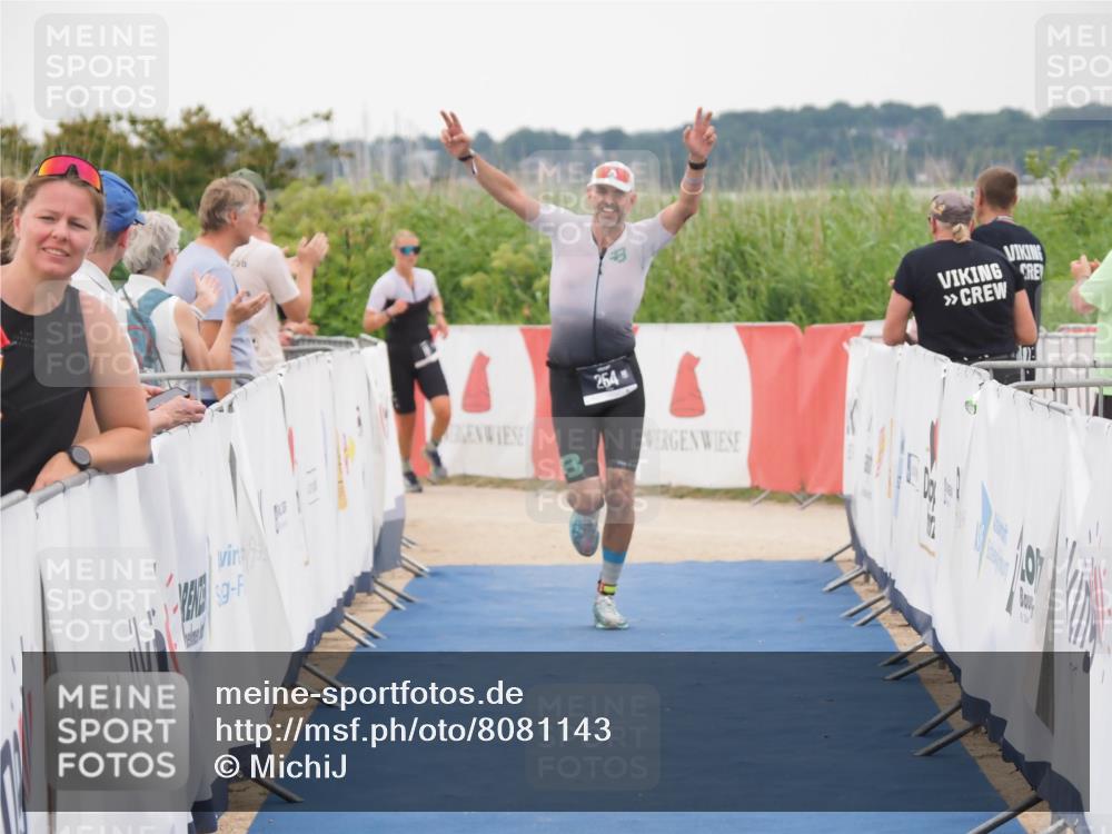 22.06.2025 - Viking Triathlon MichiJ http://msf.ph/oto/8081143 22.06.2025 15:58:40 Ziel 254 meine-sportfotos.de