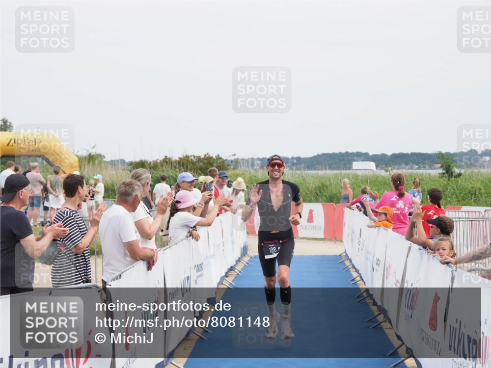 22.06.2025 - Viking Triathlon MichiJ http://msf.ph/oto/8081148 22.06.2025 14:26:03 Ziel 188 meine-sportfotos.de