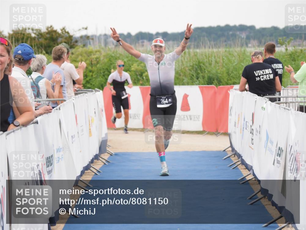 22.06.2025 - Viking Triathlon MichiJ http://msf.ph/oto/8081150 22.06.2025 15:58:40 Ziel 254 meine-sportfotos.de