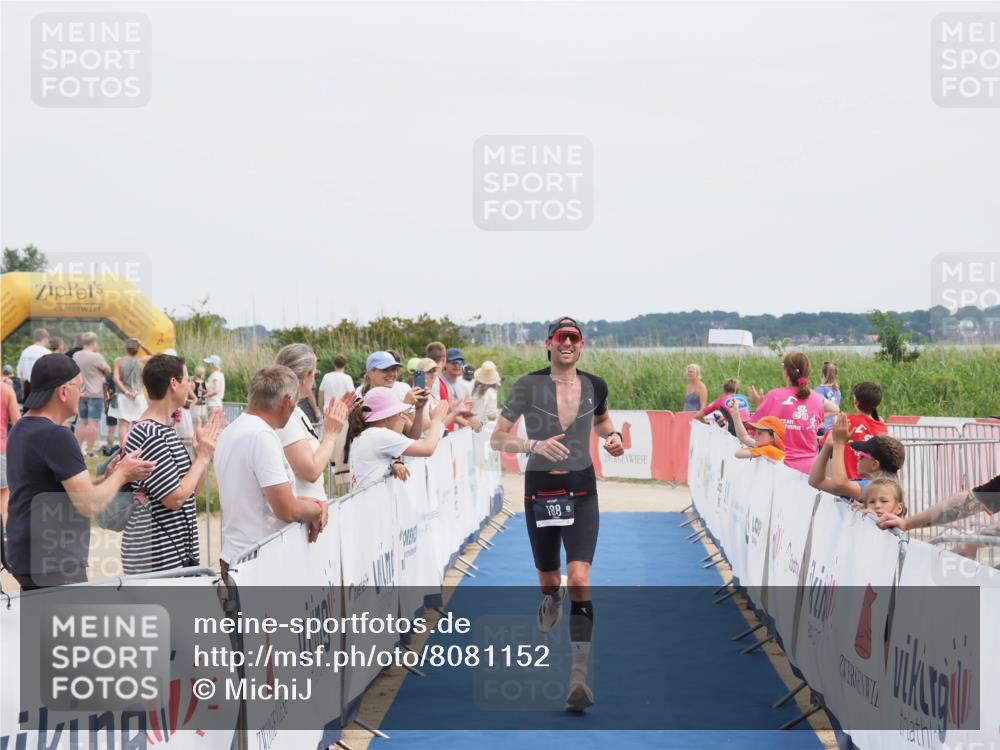 22.06.2025 - Viking Triathlon MichiJ http://msf.ph/oto/8081152 22.06.2025 14:26:03 Ziel 188 meine-sportfotos.de