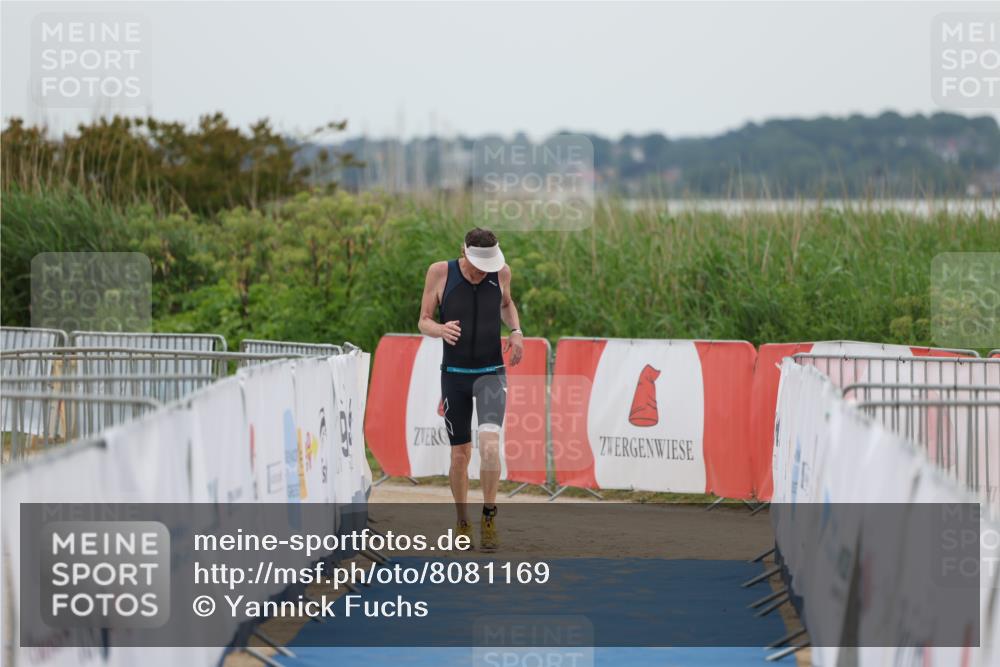 22.06.2025 - Viking Triathlon Yannick Fuchs http://msf.ph/oto/8081169 22.06.2025 17:23:42 Ziel  meine-sportfotos.de