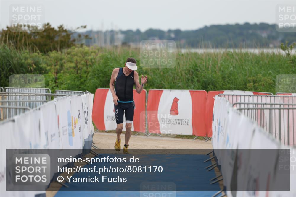 22.06.2025 - Viking Triathlon Yannick Fuchs http://msf.ph/oto/8081170 22.06.2025 17:23:42 Ziel  meine-sportfotos.de