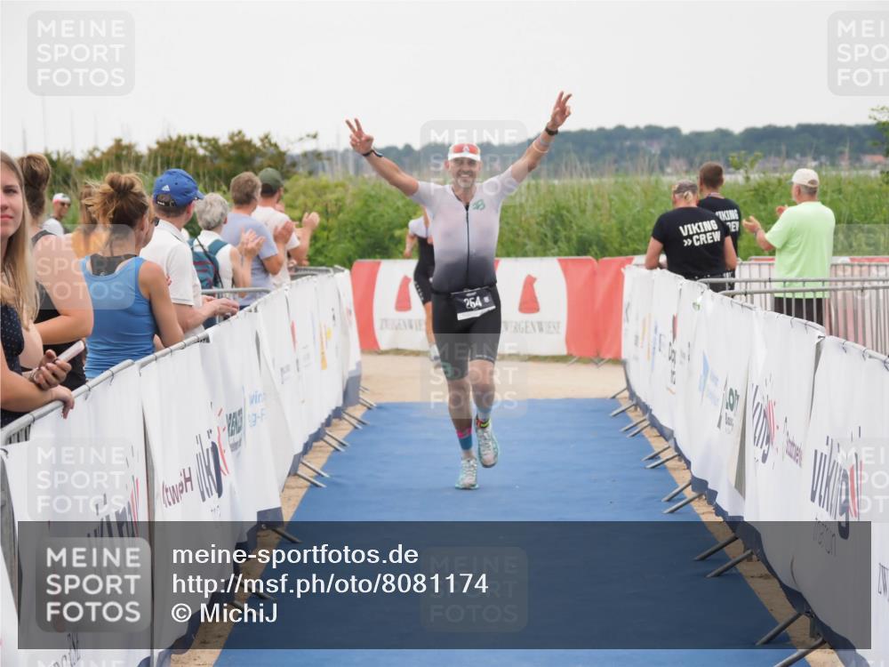 22.06.2025 - Viking Triathlon MichiJ http://msf.ph/oto/8081174 22.06.2025 15:58:41 Ziel 254 meine-sportfotos.de