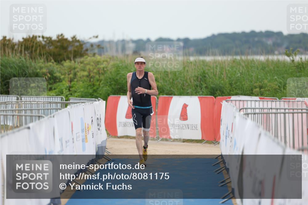 22.06.2025 - Viking Triathlon Yannick Fuchs http://msf.ph/oto/8081175 22.06.2025 17:23:44 Ziel 346 meine-sportfotos.de