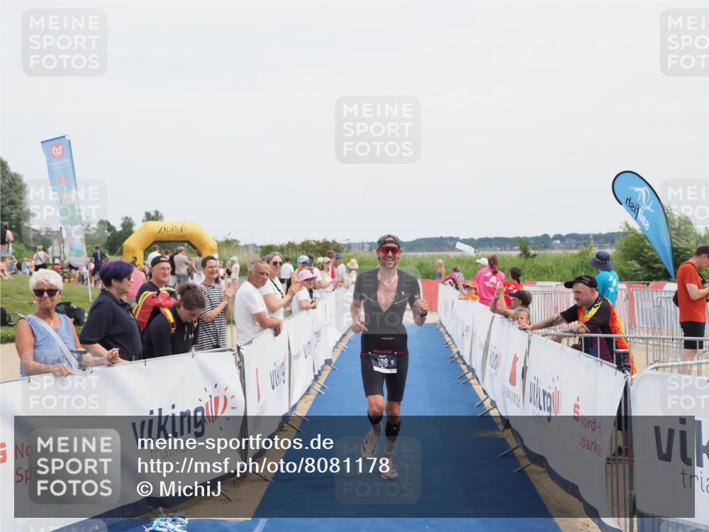 22.06.2025 - Viking Triathlon MichiJ http://msf.ph/oto/8081178 22.06.2025 14:26:04 Ziel 188 meine-sportfotos.de
