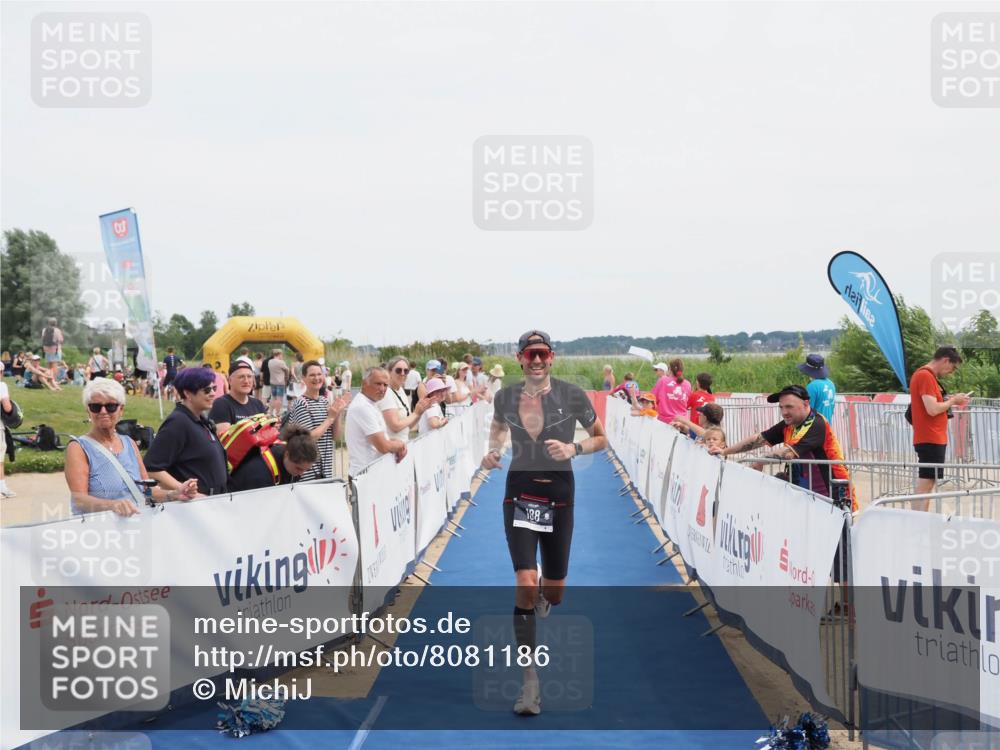 22.06.2025 - Viking Triathlon MichiJ http://msf.ph/oto/8081186 22.06.2025 14:26:04 Ziel 188 meine-sportfotos.de