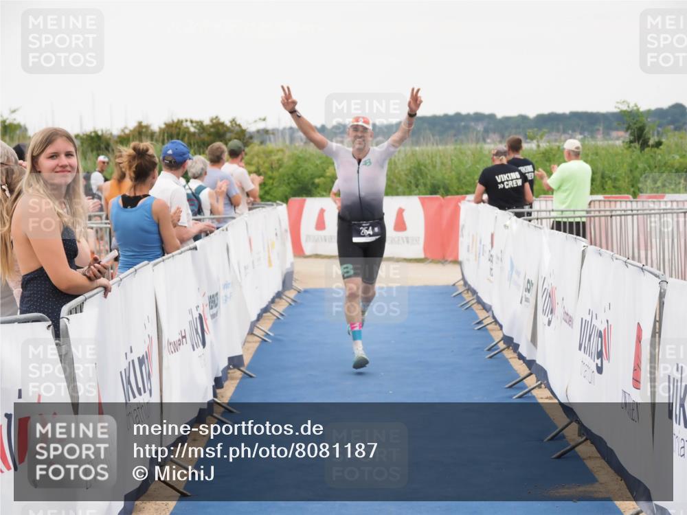 22.06.2025 - Viking Triathlon MichiJ http://msf.ph/oto/8081187 22.06.2025 15:58:42 Ziel 18, 254 meine-sportfotos.de