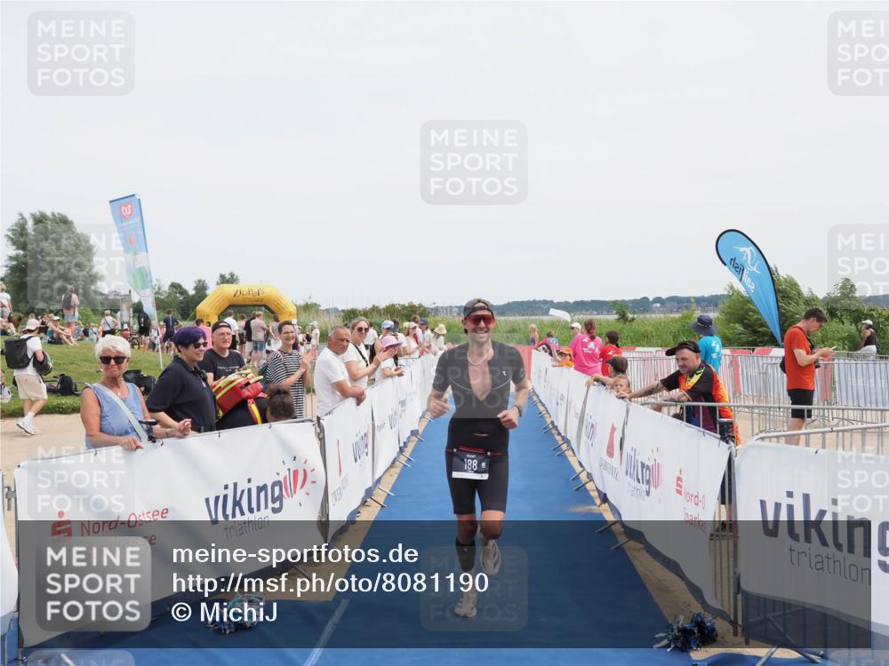 22.06.2025 - Viking Triathlon MichiJ http://msf.ph/oto/8081190 22.06.2025 14:26:04 Ziel 188 meine-sportfotos.de