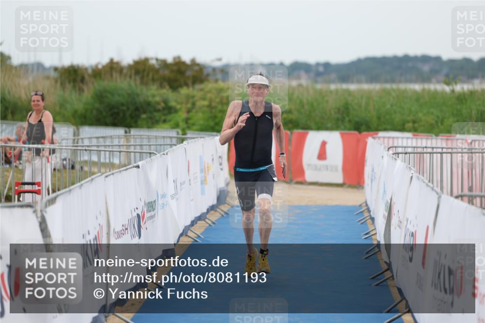 22.06.2025 - Viking Triathlon Yannick Fuchs http://msf.ph/oto/8081193 22.06.2025 17:23:47 Ziel 346 meine-sportfotos.de