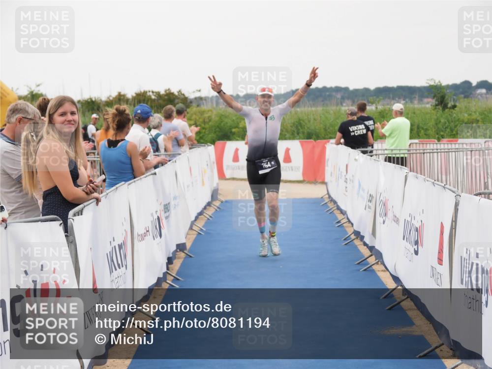 22.06.2025 - Viking Triathlon MichiJ http://msf.ph/oto/8081194 22.06.2025 15:58:42 Ziel 18, 254 meine-sportfotos.de