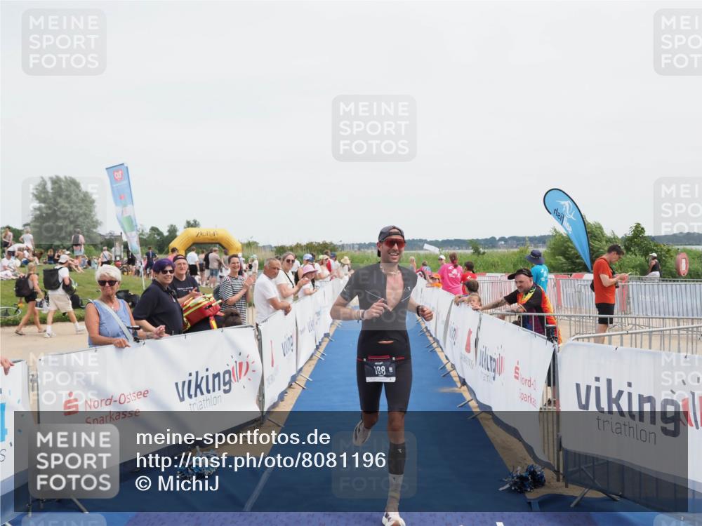22.06.2025 - Viking Triathlon MichiJ http://msf.ph/oto/8081196 22.06.2025 14:26:04 Ziel 188 meine-sportfotos.de
