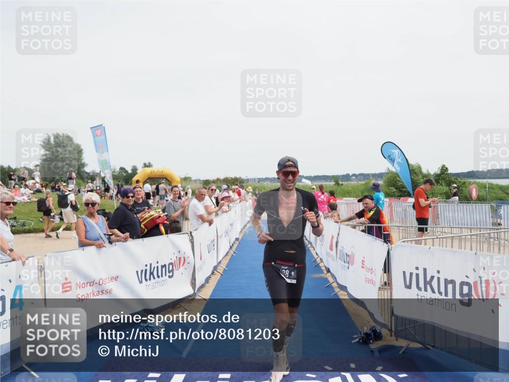 22.06.2025 - Viking Triathlon MichiJ http://msf.ph/oto/8081203 22.06.2025 14:26:05 Ziel 188 meine-sportfotos.de