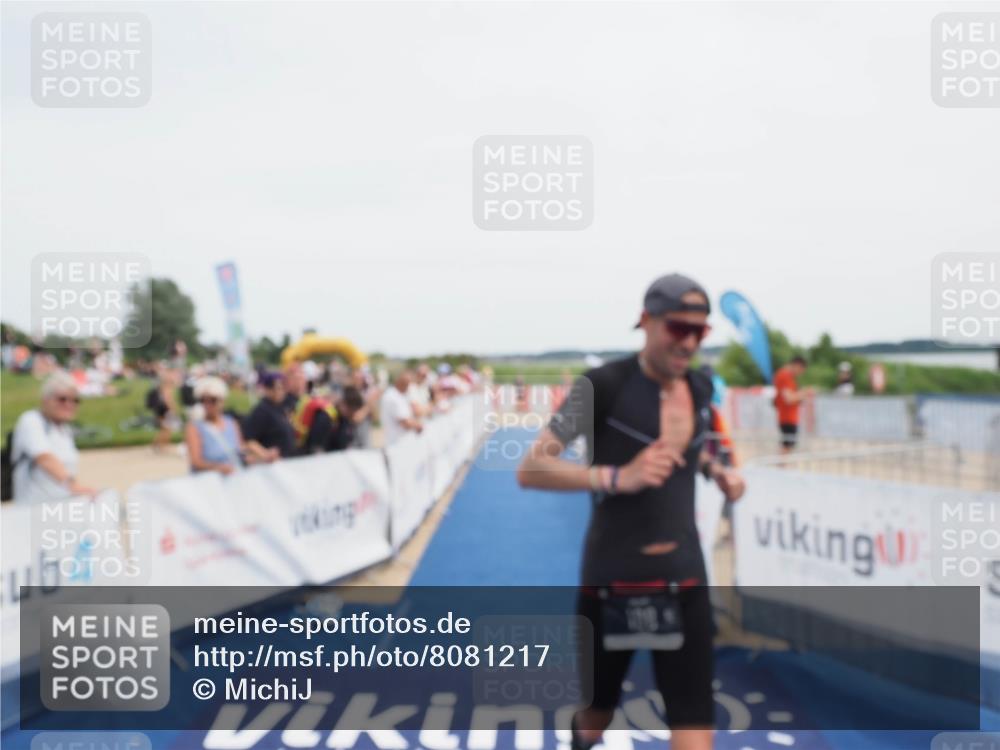 22.06.2025 - Viking Triathlon MichiJ http://msf.ph/oto/8081217 22.06.2025 14:26:05 Ziel 188 meine-sportfotos.de