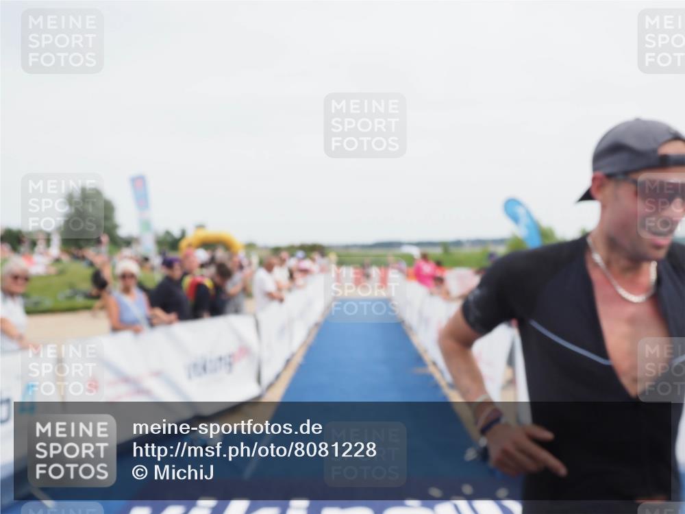 22.06.2025 - Viking Triathlon MichiJ http://msf.ph/oto/8081228 22.06.2025 14:26:06 Ziel 188 meine-sportfotos.de