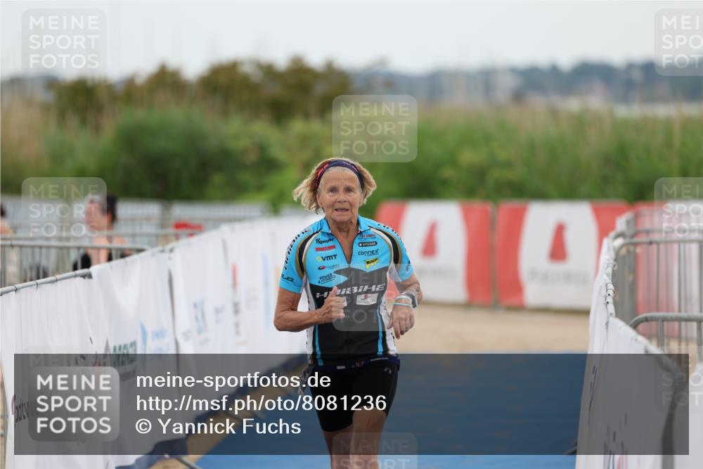 22.06.2025 - Viking Triathlon Yannick Fuchs http://msf.ph/oto/8081236 22.06.2025 17:26:48 Ziel 190 meine-sportfotos.de