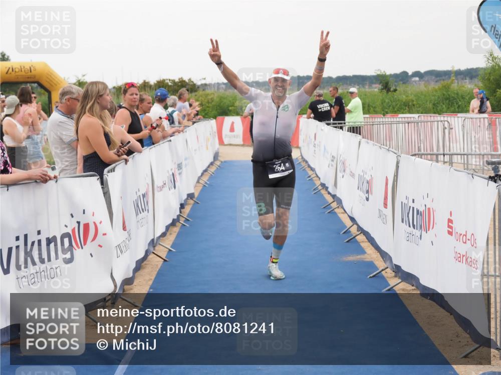 22.06.2025 - Viking Triathlon MichiJ http://msf.ph/oto/8081241 22.06.2025 15:58:44 Ziel 18, 254 meine-sportfotos.de