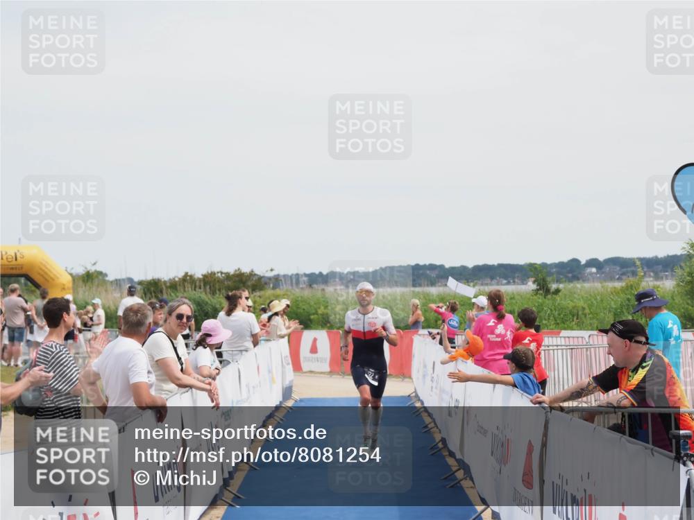 22.06.2025 - Viking Triathlon MichiJ http://msf.ph/oto/8081254 22.06.2025 14:26:21 Ziel 122 meine-sportfotos.de