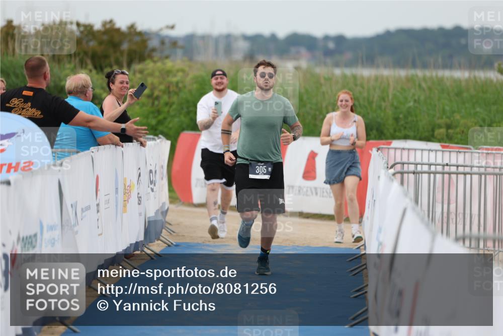 22.06.2025 - Viking Triathlon Yannick Fuchs http://msf.ph/oto/8081256 22.06.2025 17:41:50 Ziel 305 meine-sportfotos.de
