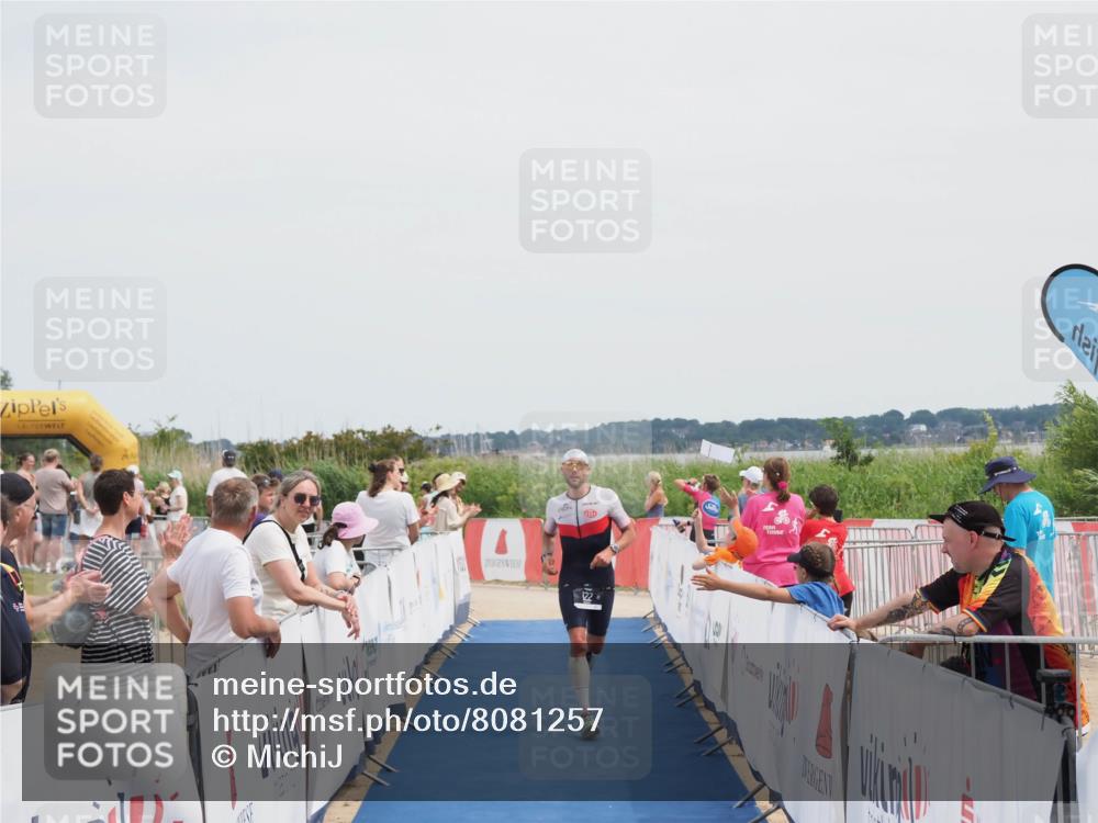 22.06.2025 - Viking Triathlon MichiJ http://msf.ph/oto/8081257 22.06.2025 14:26:21 Ziel 122 meine-sportfotos.de