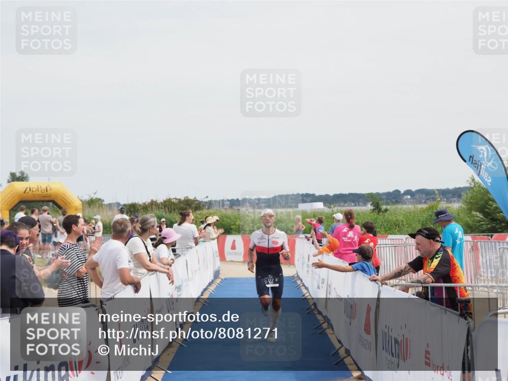 22.06.2025 - Viking Triathlon MichiJ http://msf.ph/oto/8081271 22.06.2025 14:26:22 Ziel 122 meine-sportfotos.de