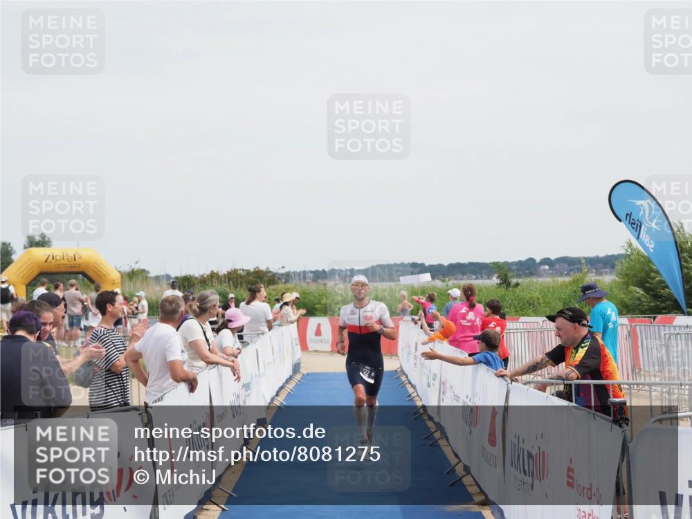 22.06.2025 - Viking Triathlon MichiJ http://msf.ph/oto/8081275 22.06.2025 14:26:22 Ziel 122 meine-sportfotos.de