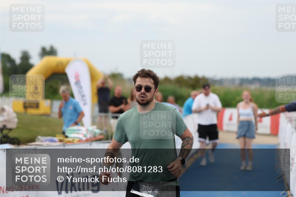 22.06.2025 - Viking Triathlon Yannick Fuchs http://msf.ph/oto/8081283 22.06.2025 17:41:55 Ziel 305 meine-sportfotos.de