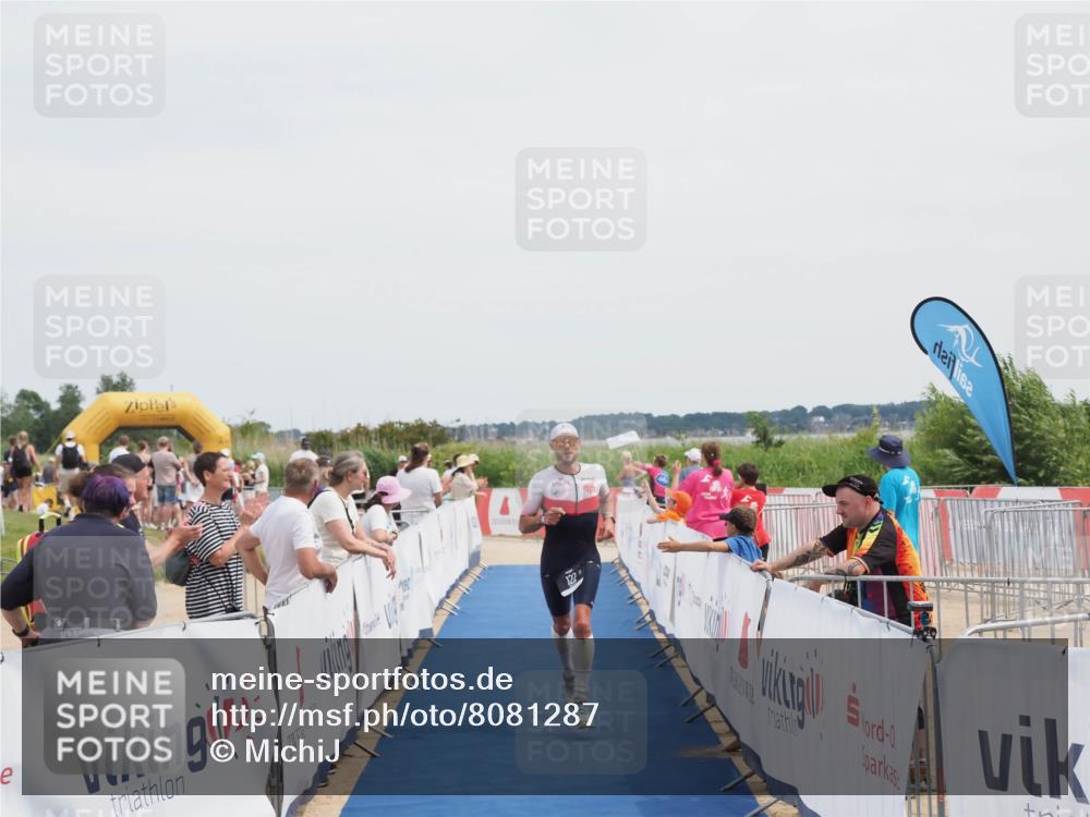 22.06.2025 - Viking Triathlon MichiJ http://msf.ph/oto/8081287 22.06.2025 14:26:22 Ziel 122 meine-sportfotos.de