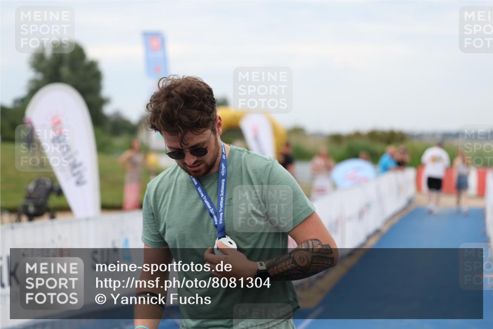 22.06.2025 - Viking Triathlon Yannick Fuchs http://msf.ph/oto/8081304 22.06.2025 17:42:05 Ziel  meine-sportfotos.de