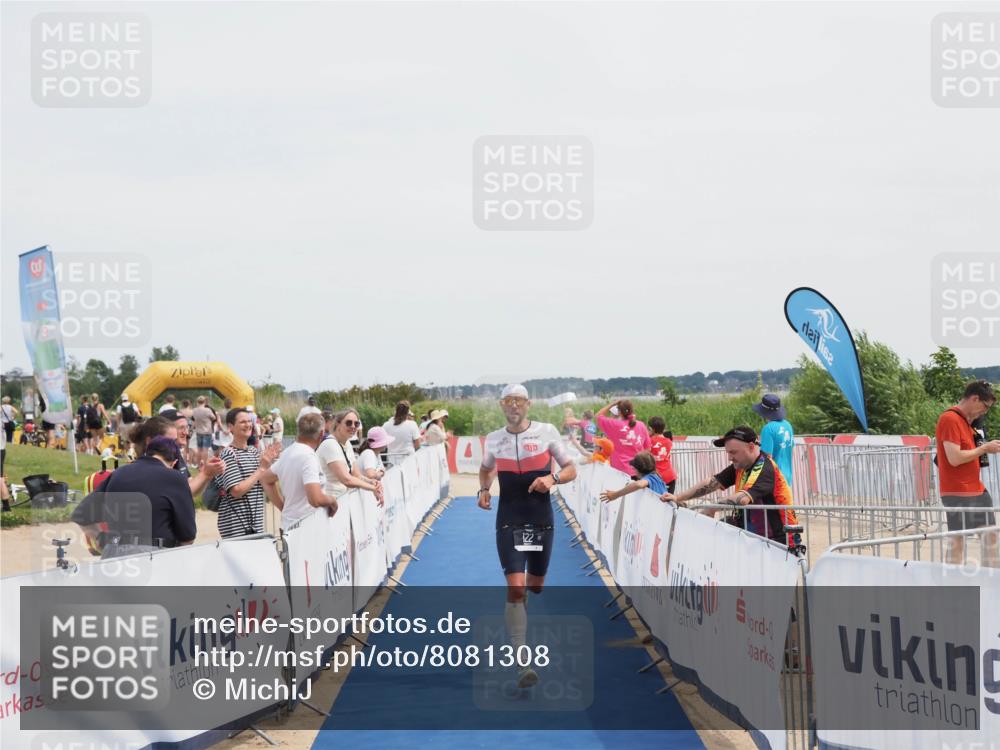 22.06.2025 - Viking Triathlon MichiJ http://msf.ph/oto/8081308 22.06.2025 14:26:23 Ziel 122 meine-sportfotos.de