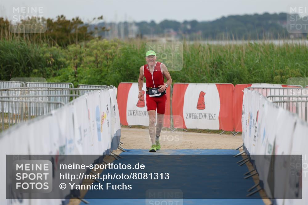 22.06.2025 - Viking Triathlon Yannick Fuchs http://msf.ph/oto/8081313 22.06.2025 17:47:15 Ziel  meine-sportfotos.de