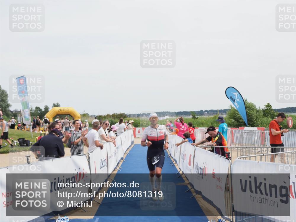 22.06.2025 - Viking Triathlon MichiJ http://msf.ph/oto/8081319 22.06.2025 14:26:23 Ziel 122 meine-sportfotos.de