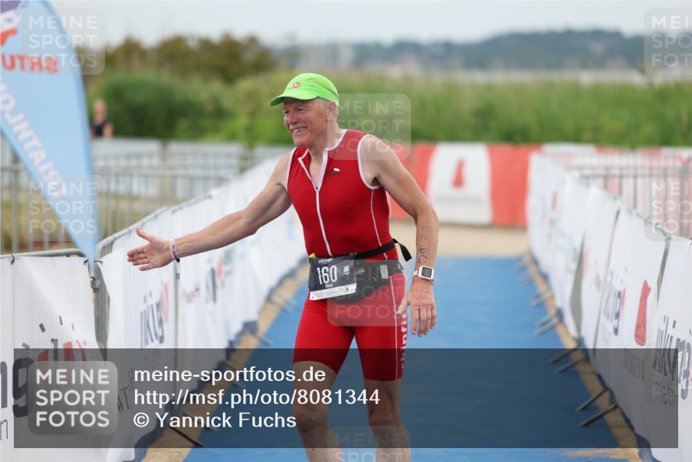 22.06.2025 - Viking Triathlon Yannick Fuchs http://msf.ph/oto/8081344 22.06.2025 17:47:24 Ziel 160 meine-sportfotos.de