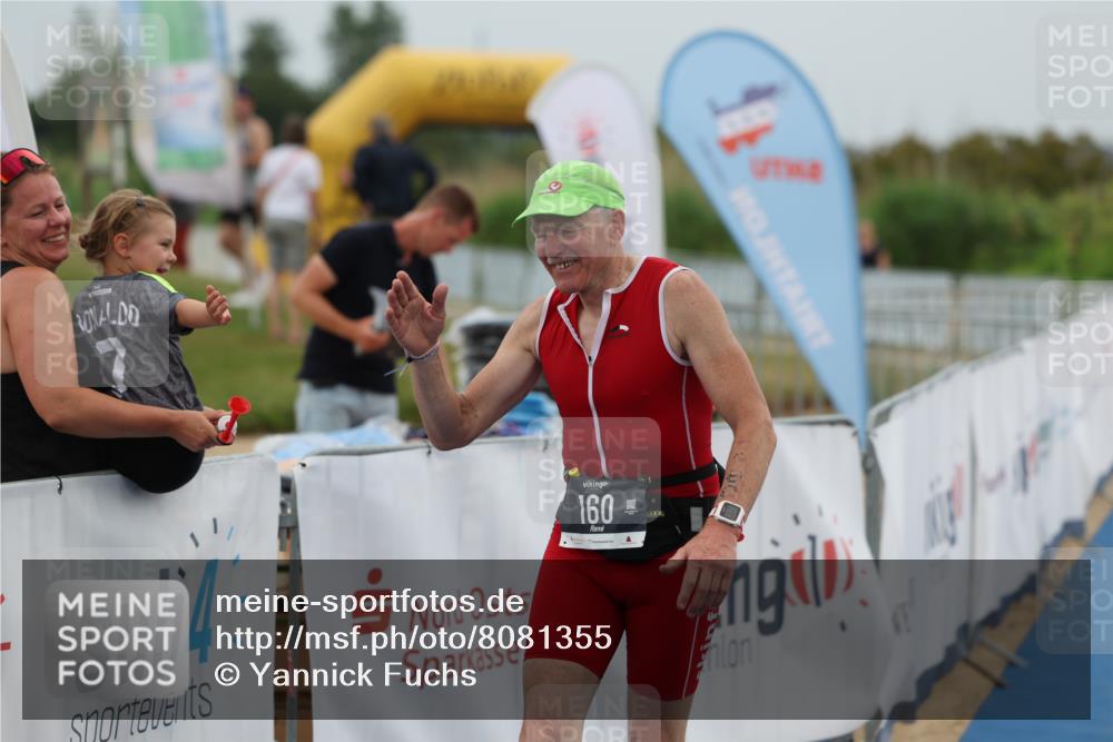 22.06.2025 - Viking Triathlon Yannick Fuchs http://msf.ph/oto/8081355 22.06.2025 17:47:26 Ziel 160 meine-sportfotos.de