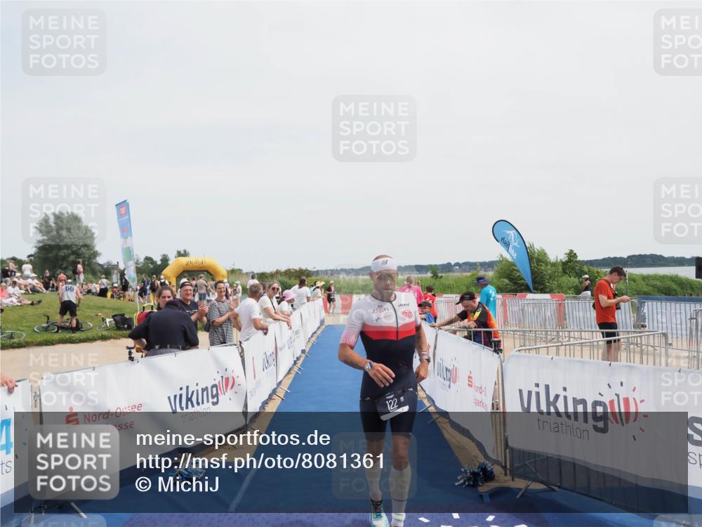 22.06.2025 - Viking Triathlon MichiJ http://msf.ph/oto/8081361 22.06.2025 14:26:24 Ziel 122 meine-sportfotos.de