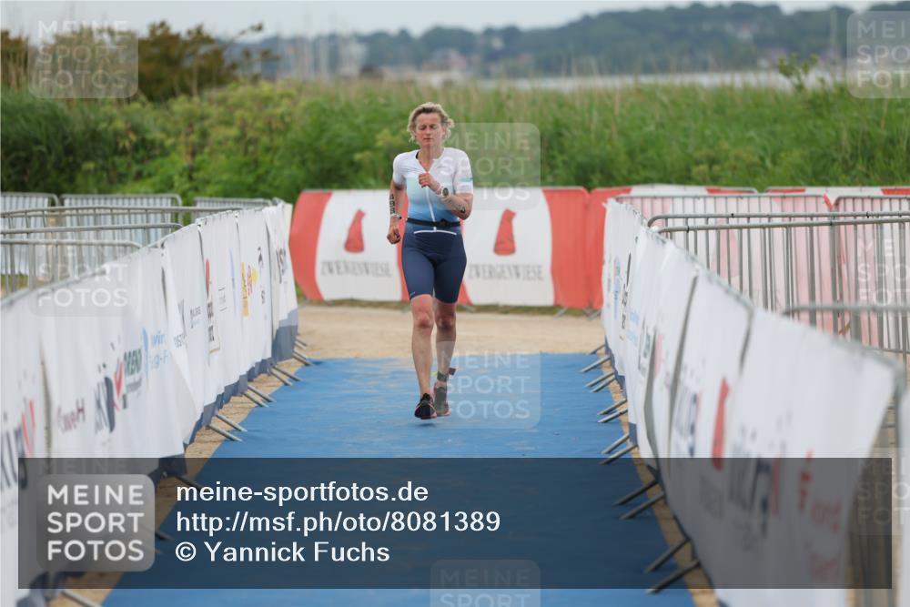 22.06.2025 - Viking Triathlon Yannick Fuchs http://msf.ph/oto/8081389 22.06.2025 17:48:27 Ziel 498 meine-sportfotos.de