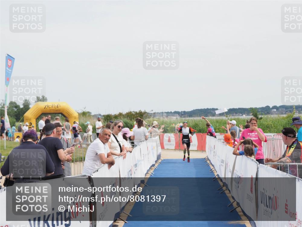 22.06.2025 - Viking Triathlon MichiJ http://msf.ph/oto/8081397 22.06.2025 14:26:44 Ziel 11 meine-sportfotos.de