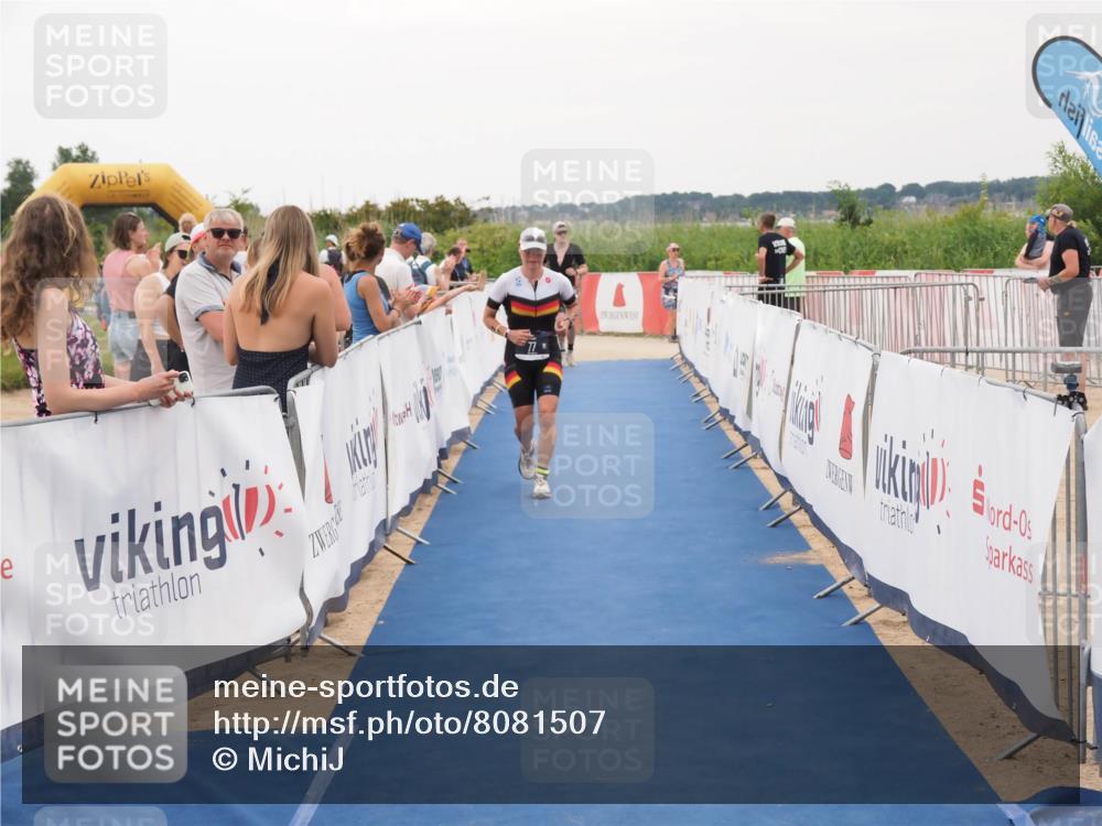 22.06.2025 - Viking Triathlon MichiJ http://msf.ph/oto/8081507 22.06.2025 15:59:02 Ziel 77, 461 meine-sportfotos.de